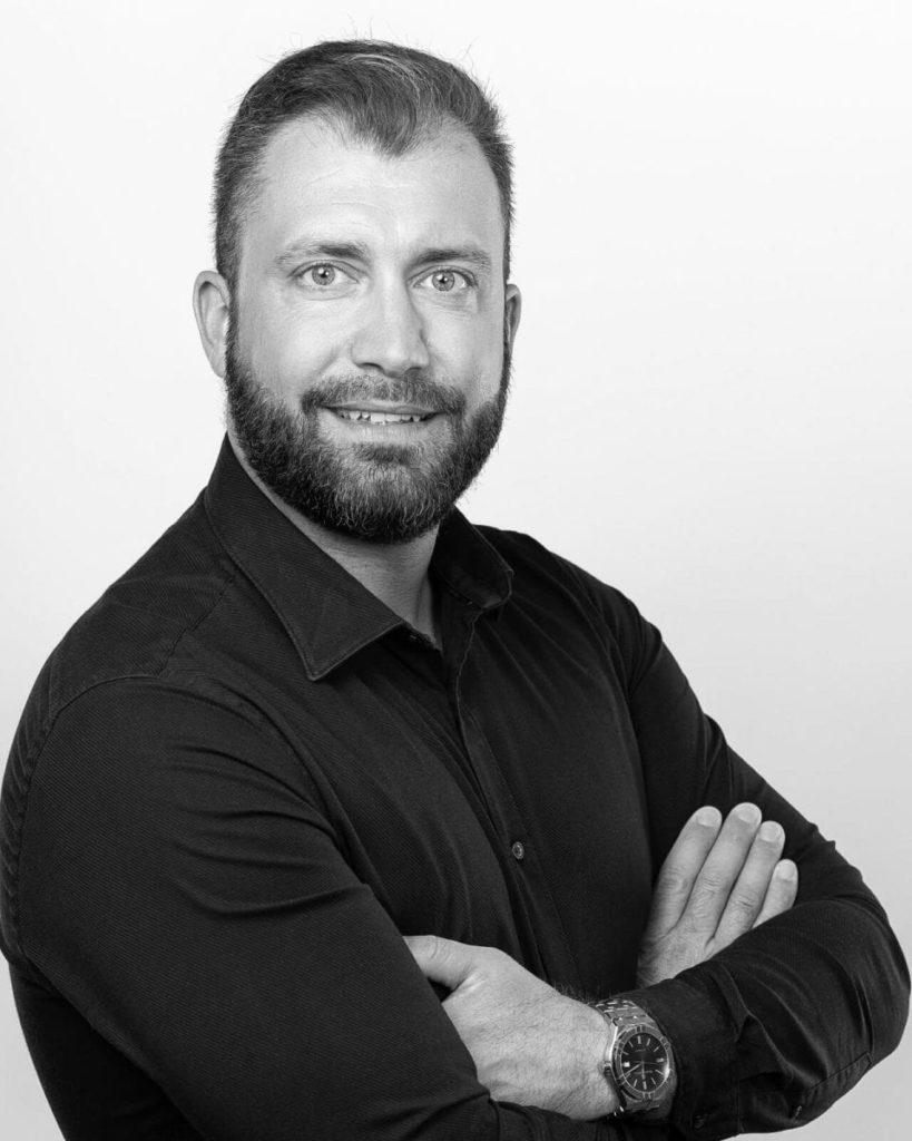 jonathan-senezergues