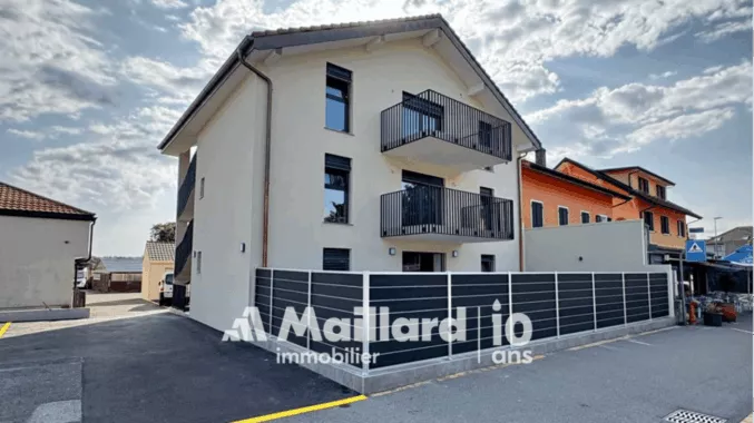 Magnifique attique de 4.5 pièces – 130 m², balcon et vue dégagée